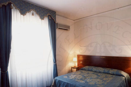 Double Room - Breakfast Included