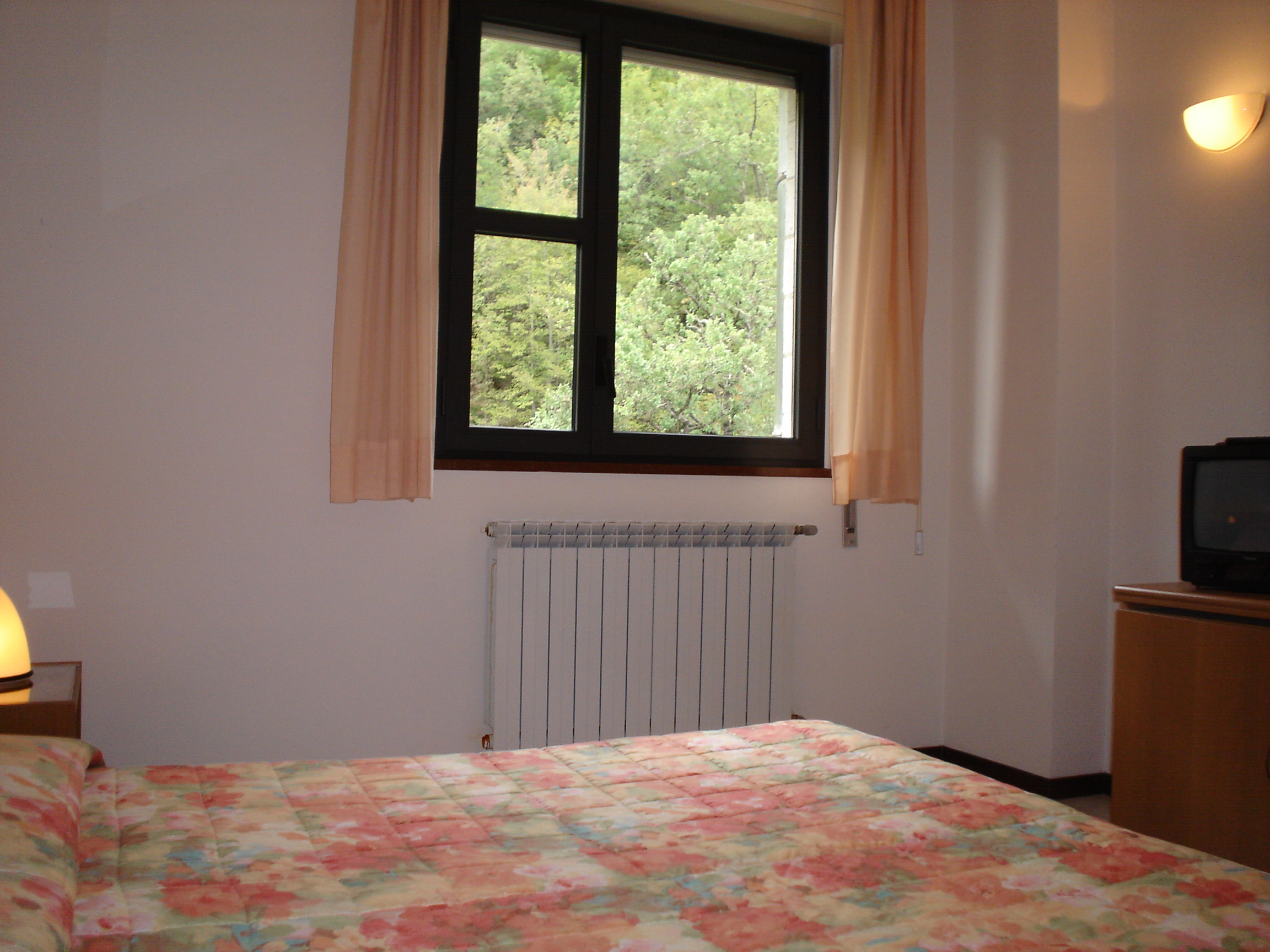 Single room-Break Inc.
