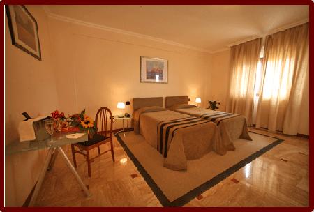 Triple room-Break Inc.
