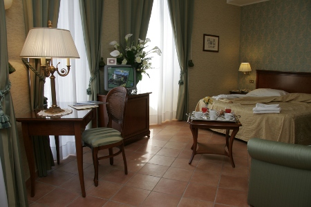 Chambre double- break Inc.
