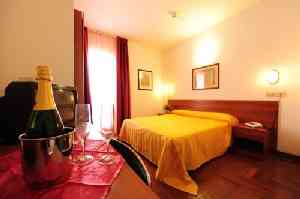 Doppelzimmer f�r 1 Person mit Fr�hst�ck