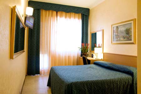  Single Room - Break Incl.