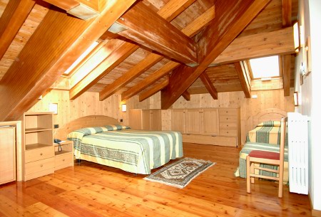 Quadruple Room - Break Inc.